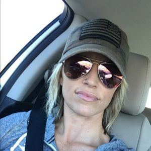 Meet your Posher, Amy